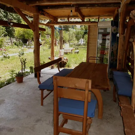 Lola Guest house Valbone