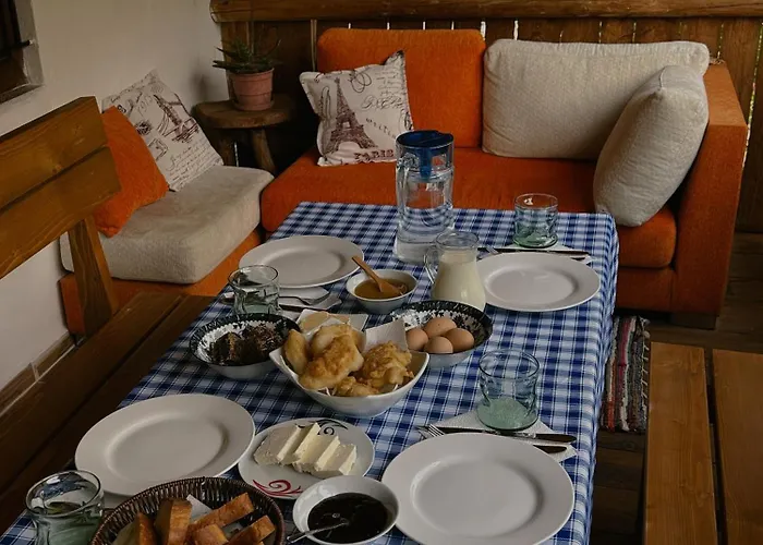 Lola بيت ضيافة *